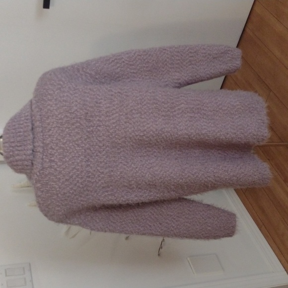 Kenneth Cole Reaction Sweater - Picture 3 of 4